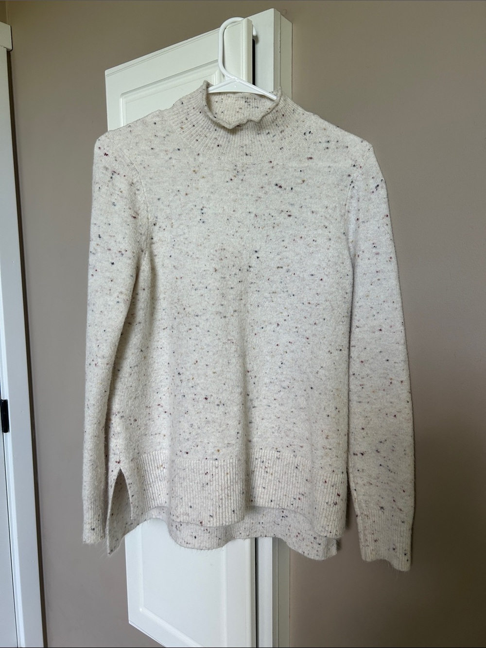 LOFT Cream Speckled Turtleneck Sweater